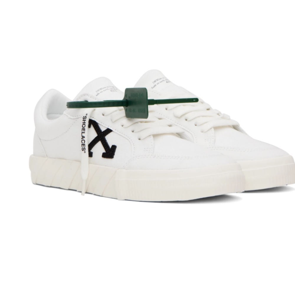 Off-White Sneakers